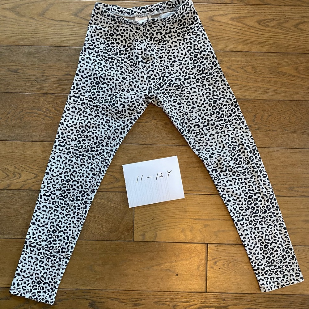 Kids Black and White Leopard Print Leggings 11-12Y almost new